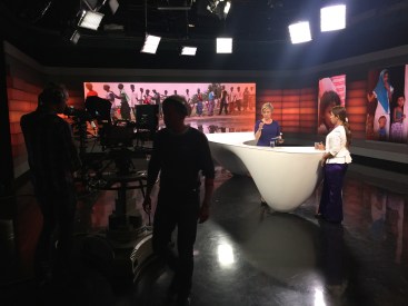 Wai Wai Nu er rohingya fra Burma, og håper på en løsning i Rakhine-staten. Her fra Urix. Hun var bekymret for at bildene i bakgrunnen var av bangladeshere, og ga NRK dobbeltsjekke.